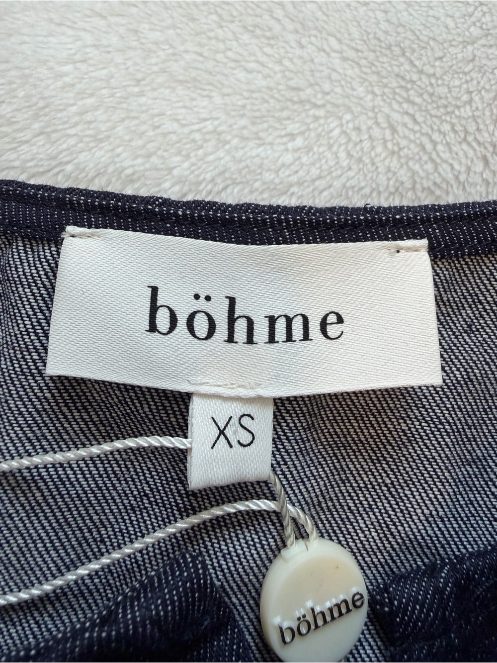 EUC Bohme Navy Chambray Peplum Bow Puff Sleeve Blouse Dark Wash - Picture 8 of 10